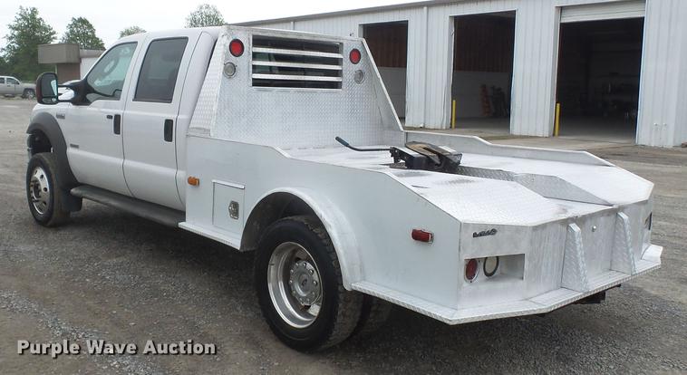 image for item DE7793 2005 Ford F550 Super Duty flatbed truck