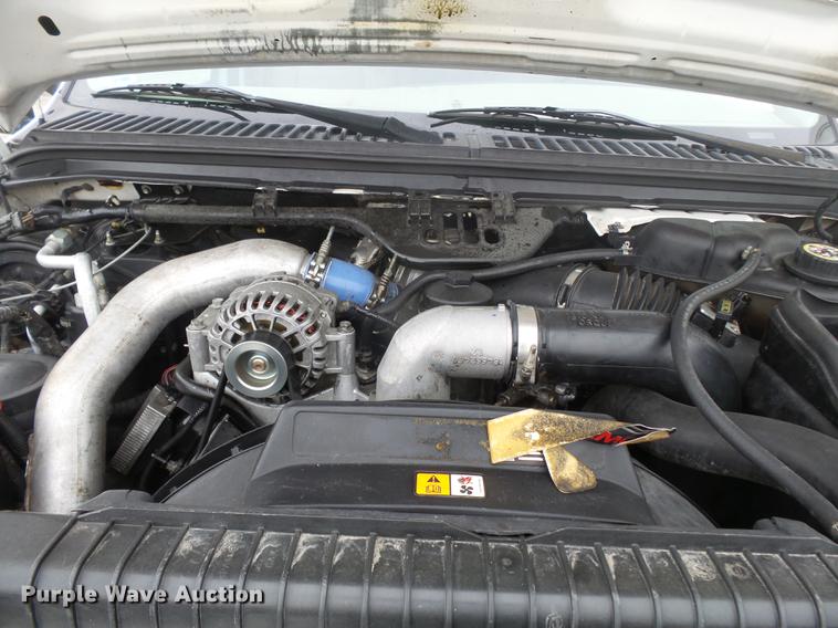 image for item DE7793 2005 Ford F550 Super Duty flatbed truck