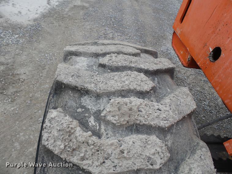 image for item DE7795 Sky Trak 5028 telehandler