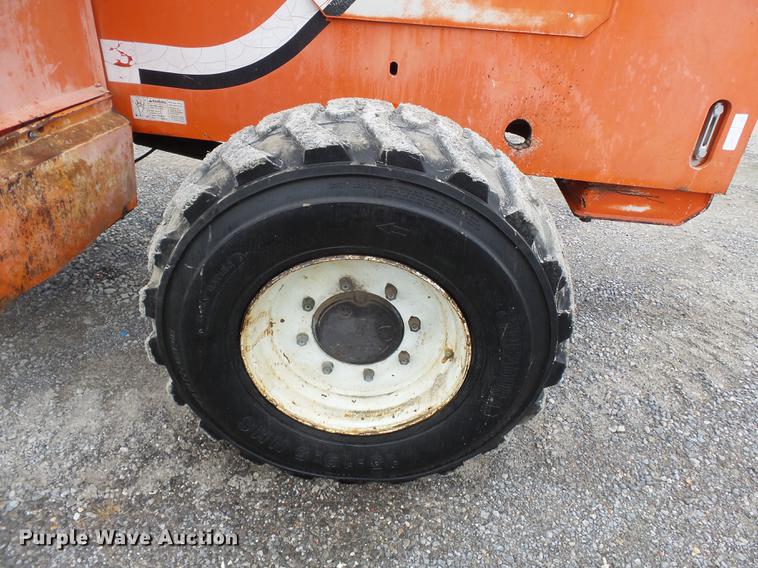 image for item DE7795 Sky Trak 5028 telehandler