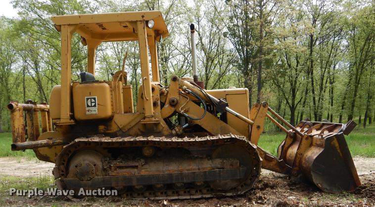 image for item DE8381 Caterpillar 951C track loader