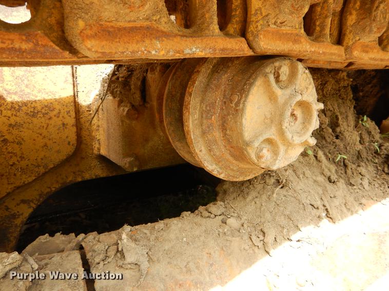 image for item DE8381 Caterpillar 951C track loader