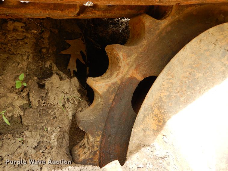 image for item DE8381 Caterpillar 951C track loader