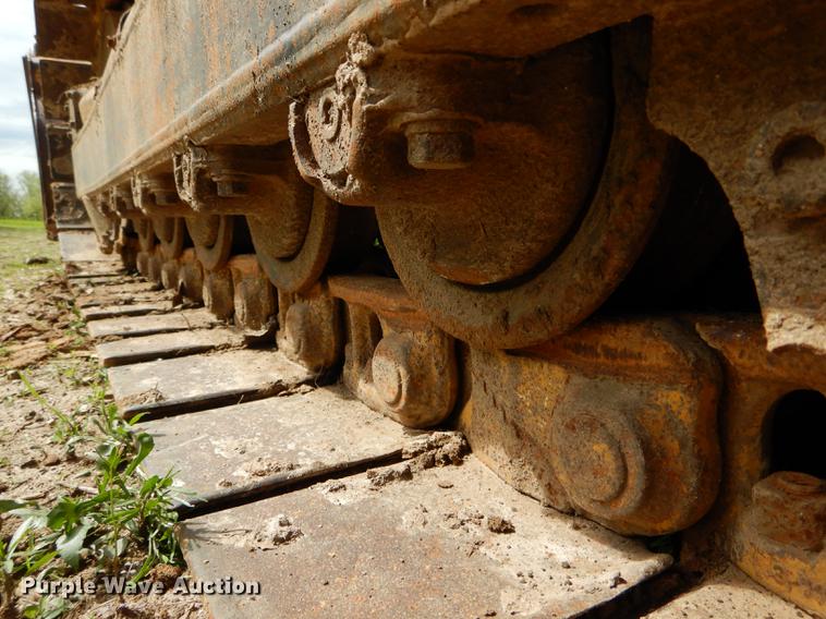 image for item DE8381 Caterpillar 951C track loader