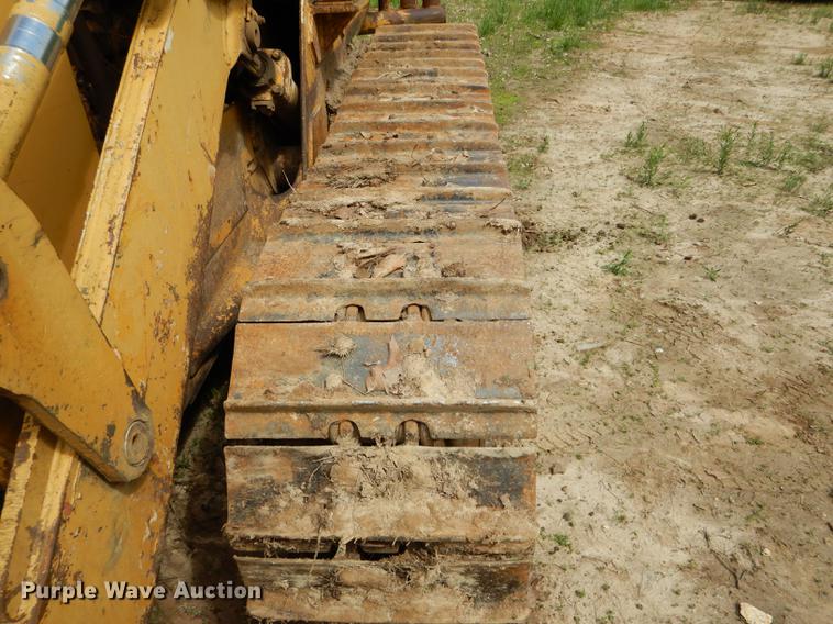 image for item DE8381 Caterpillar 951C track loader