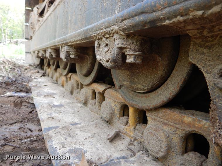 image for item DE8381 Caterpillar 951C track loader