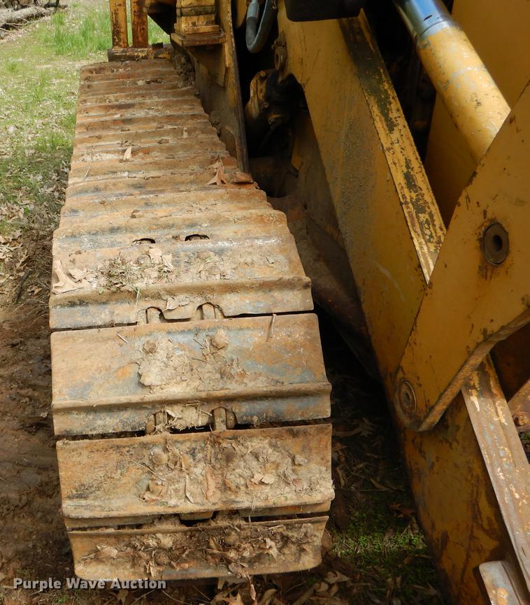 image for item DE8381 Caterpillar 951C track loader