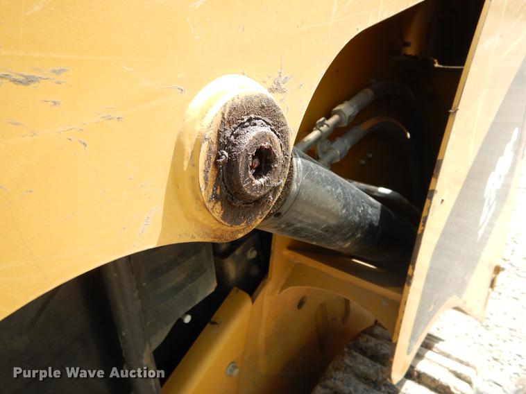 image for item DE8392 2009 Caterpillar 289C skid steer