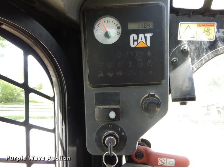 image for item DE8392 2009 Caterpillar 289C skid steer