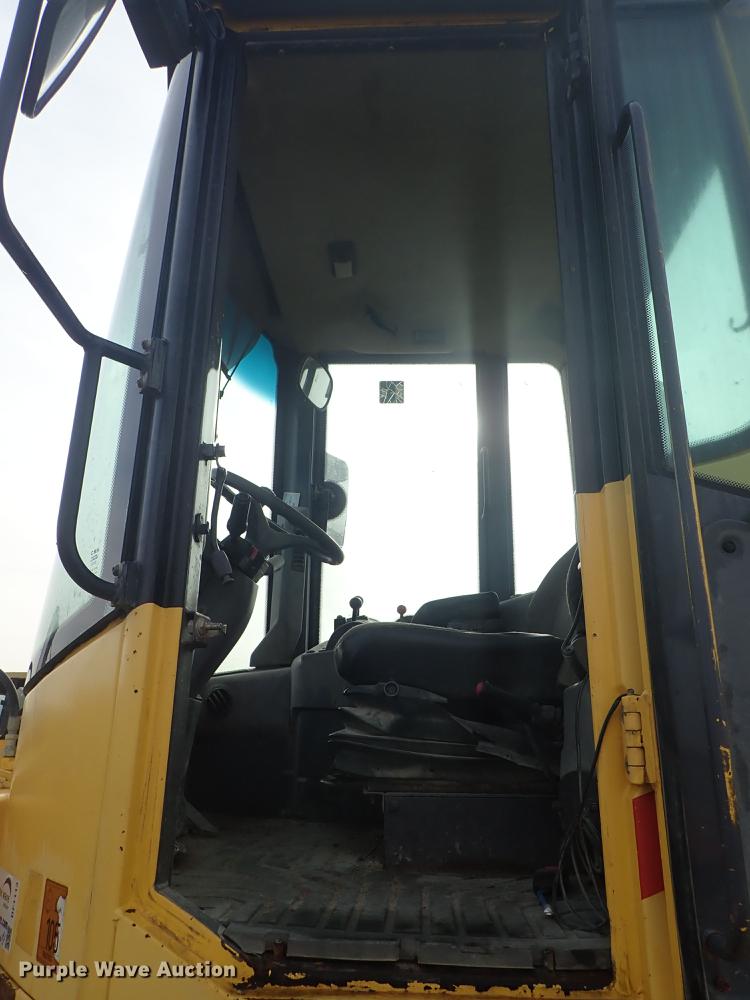 image for item DF1113 2001 New Holland LW110 wheel loader