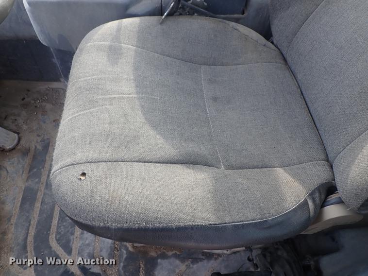 image for item DF1113 2001 New Holland LW110 wheel loader