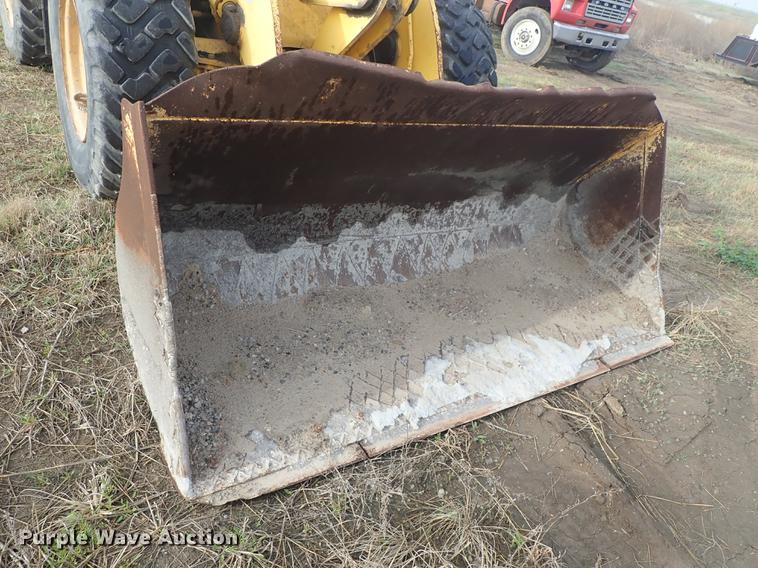 image for item DF1113 2001 New Holland LW110 wheel loader