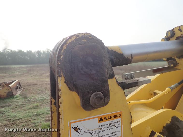 image for item DF1113 2001 New Holland LW110 wheel loader