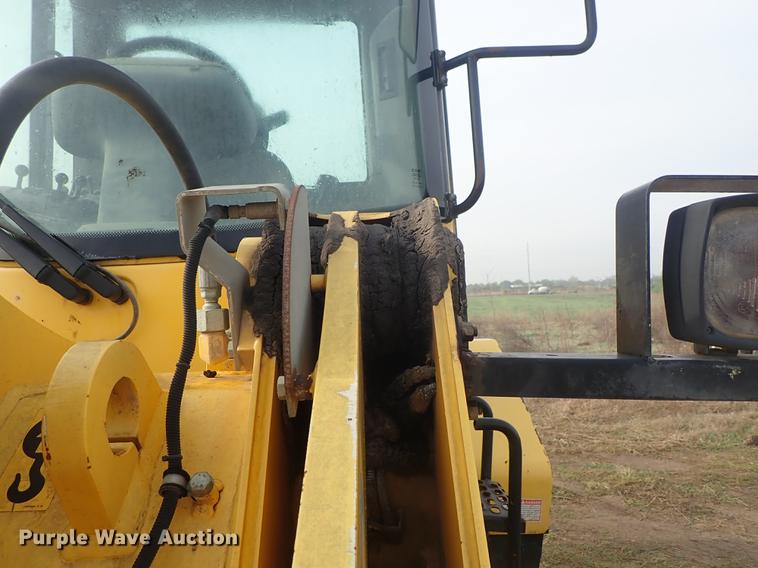 image for item DF1113 2001 New Holland LW110 wheel loader