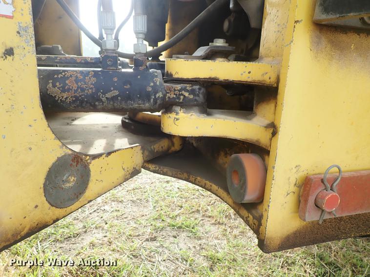 image for item DF1113 2001 New Holland LW110 wheel loader