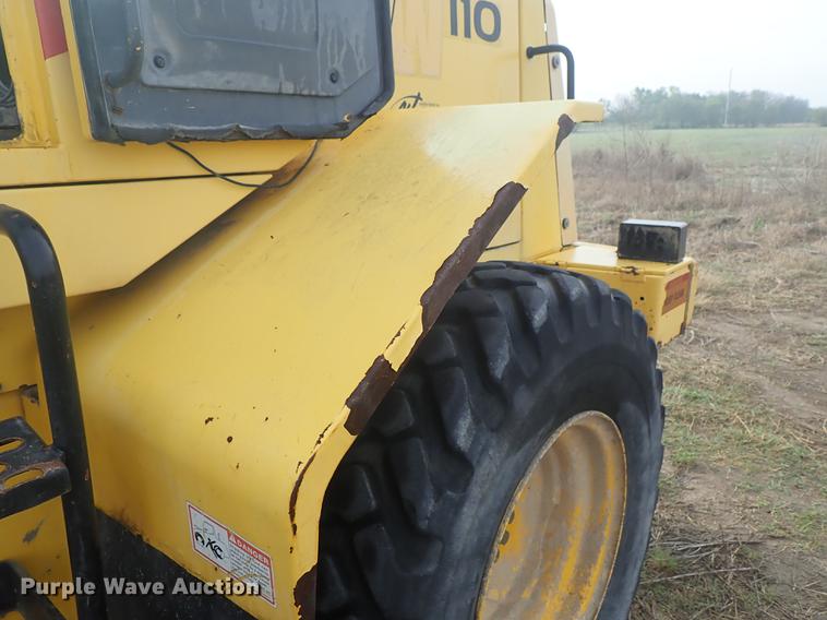 image for item DF1113 2001 New Holland LW110 wheel loader