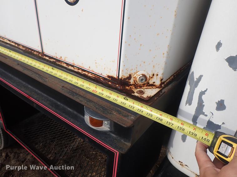 image for item DF1115 1988 International 1754 service truck