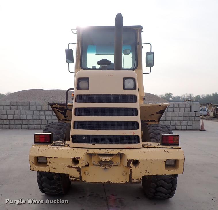 image for item DF1116 2000 New Holland LW110 wheel loader