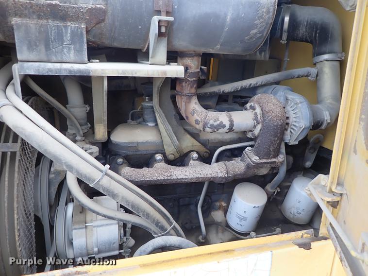 image for item DF1116 2000 New Holland LW110 wheel loader