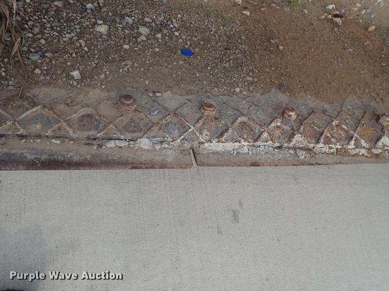 image for item DF1116 2000 New Holland LW110 wheel loader