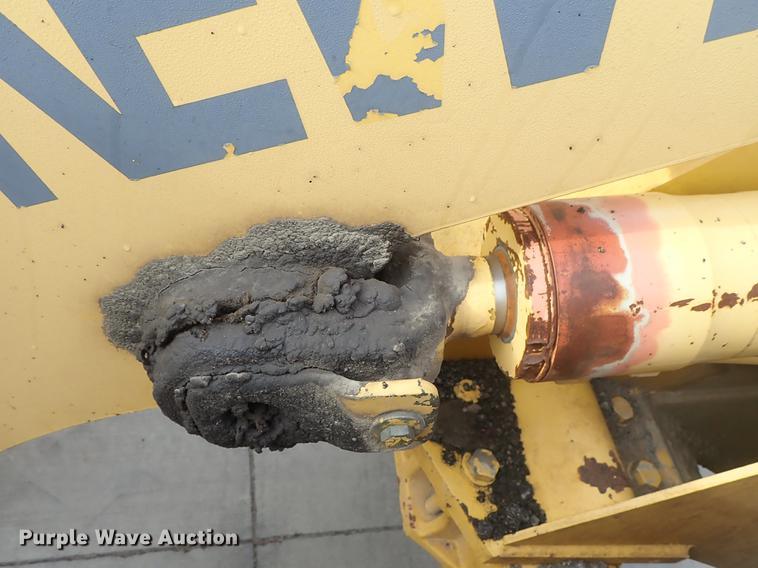 image for item DF1116 2000 New Holland LW110 wheel loader