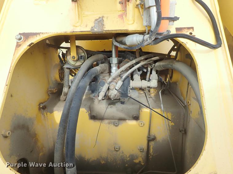 image for item DF1116 2000 New Holland LW110 wheel loader