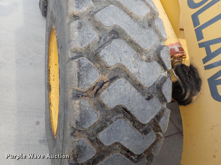 image for item DF1116 2000 New Holland LW110 wheel loader