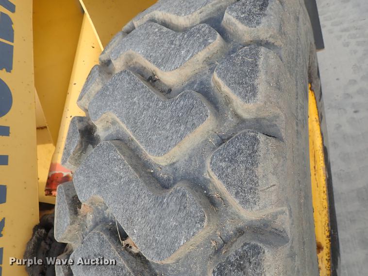image for item DF1116 2000 New Holland LW110 wheel loader