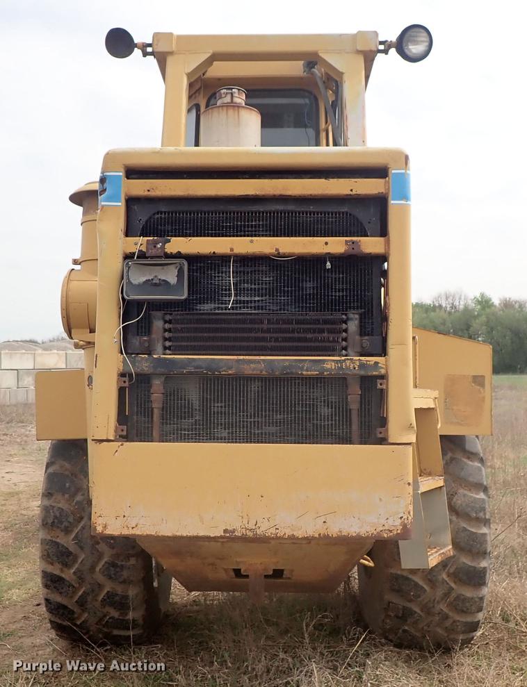 image for item DF1138 1988 Dresser 412B elevating scraper