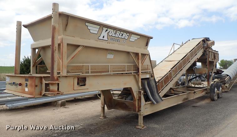 image for item DF1162 2000 Kolberg 52 pug mill with conveyor