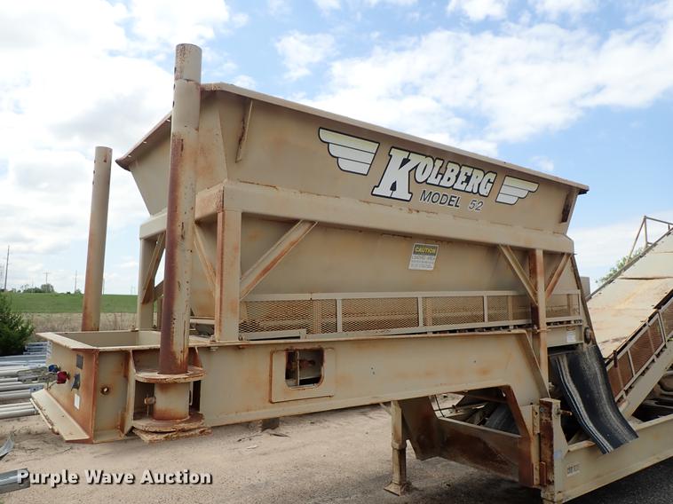 image for item DF1162 2000 Kolberg 52 pug mill with conveyor