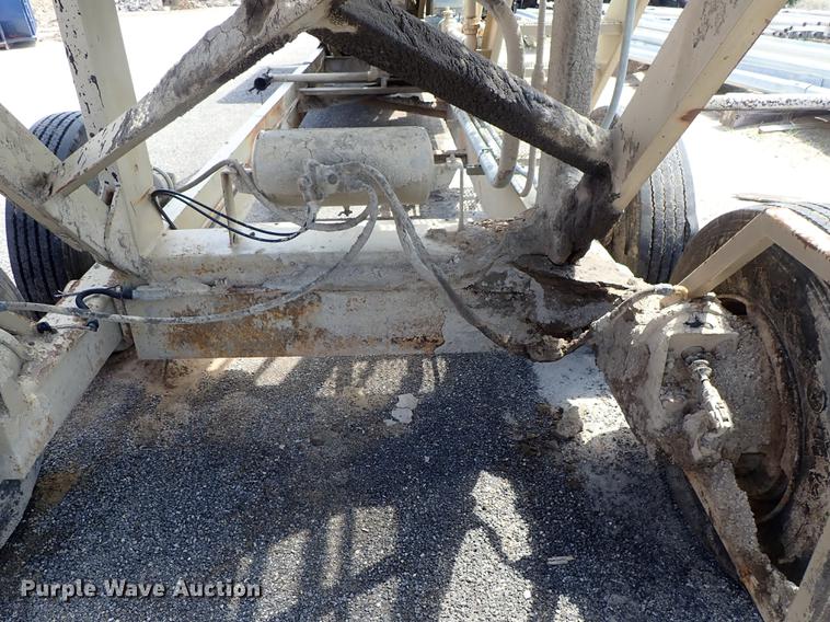 image for item DF1162 2000 Kolberg 52 pug mill with conveyor