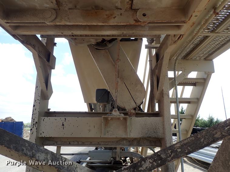 image for item DF1162 2000 Kolberg 52 pug mill with conveyor