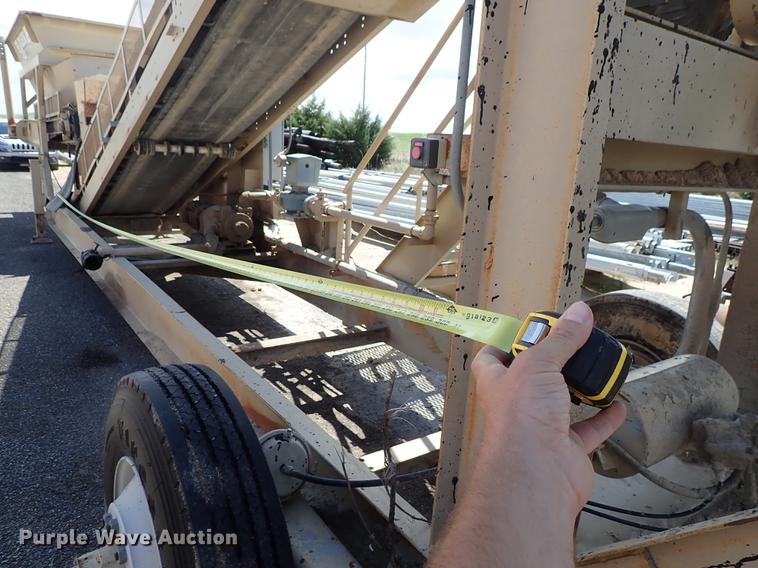 image for item DF1162 2000 Kolberg 52 pug mill with conveyor