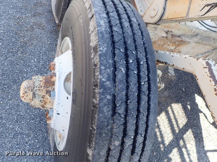 image for item DF1162 2000 Kolberg 52 pug mill with conveyor