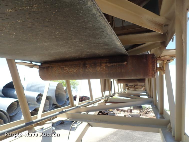 image for item DF1162 2000 Kolberg 52 pug mill with conveyor