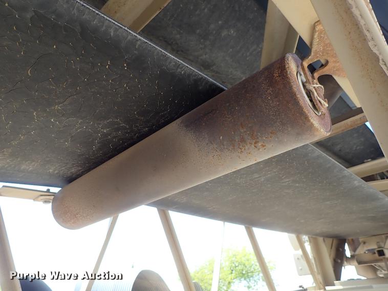 image for item DF1162 2000 Kolberg 52 pug mill with conveyor