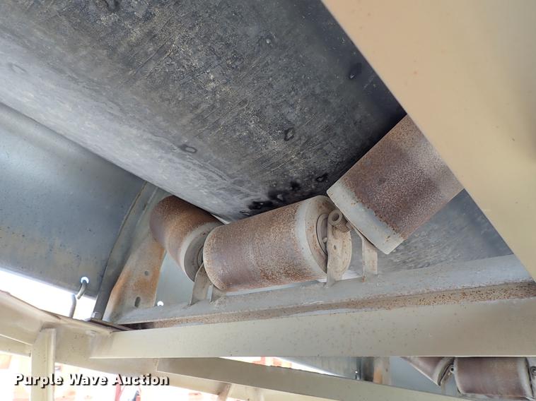 image for item DF1162 2000 Kolberg 52 pug mill with conveyor