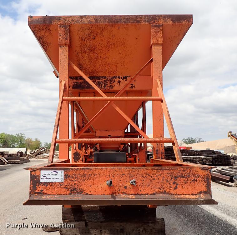 image for item DF1163 1998 Kolberg 924-8 4 bin feeding system