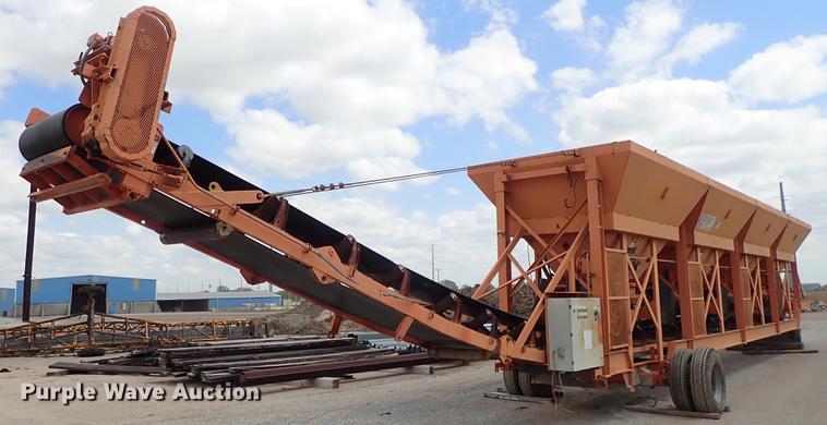 image for item DF1163 1998 Kolberg 924-8 4 bin feeding system