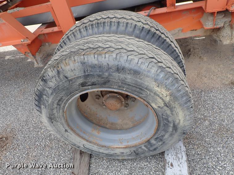 image for item DF1163 1998 Kolberg 924-8 4 bin feeding system