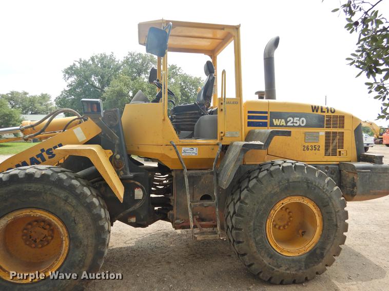 image for item DF2558 2007 Komatsu WA250-5L wheel loader