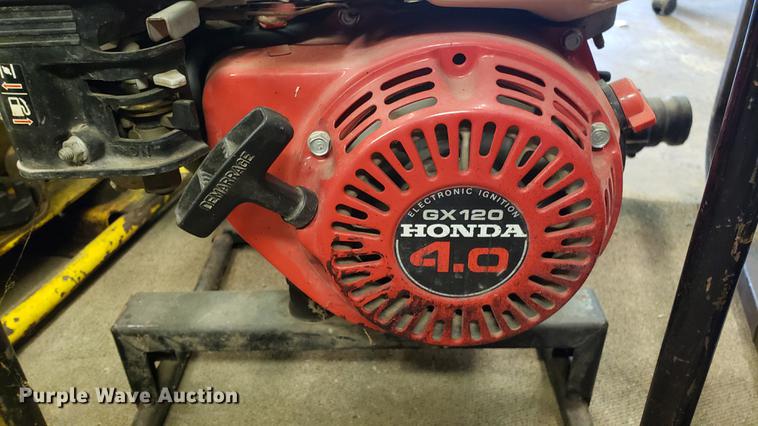 image for item DF3475 (4) water pumps