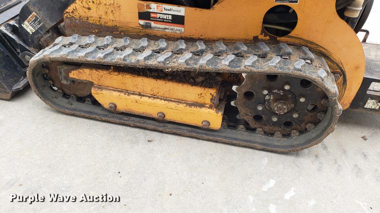 image for item DF3478 Boxer 320 compact utility loader