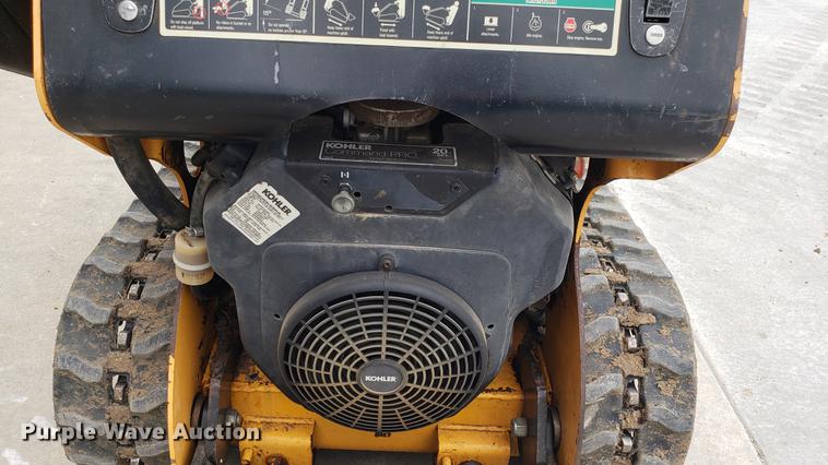 image for item DF3478 Boxer 320 compact utility loader