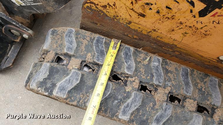 image for item DF3478 Boxer 320 compact utility loader