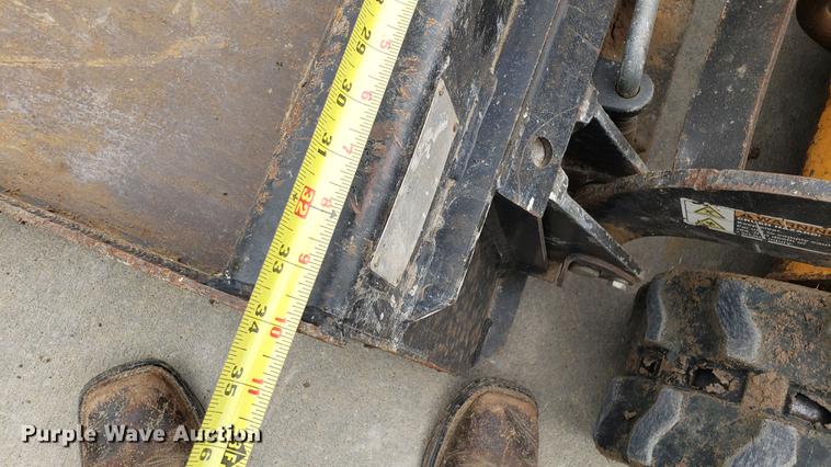 image for item DF3478 Boxer 320 compact utility loader