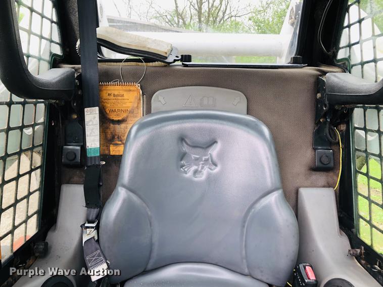 image for item DF6586 2006 Bobcat A300 skid steer