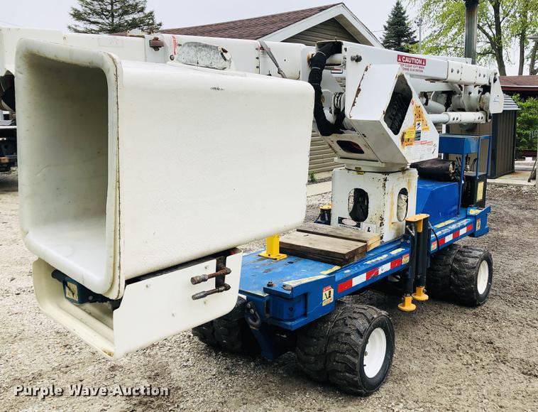 image for item DF6587 2007 Skylift Mini-Arb 39 boom lift