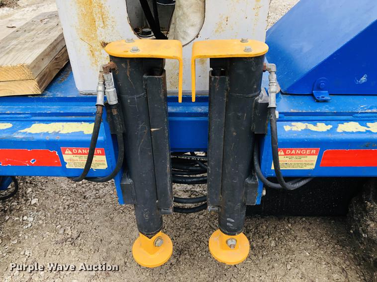 image for item DF6587 2007 Skylift Mini-Arb 39 boom lift